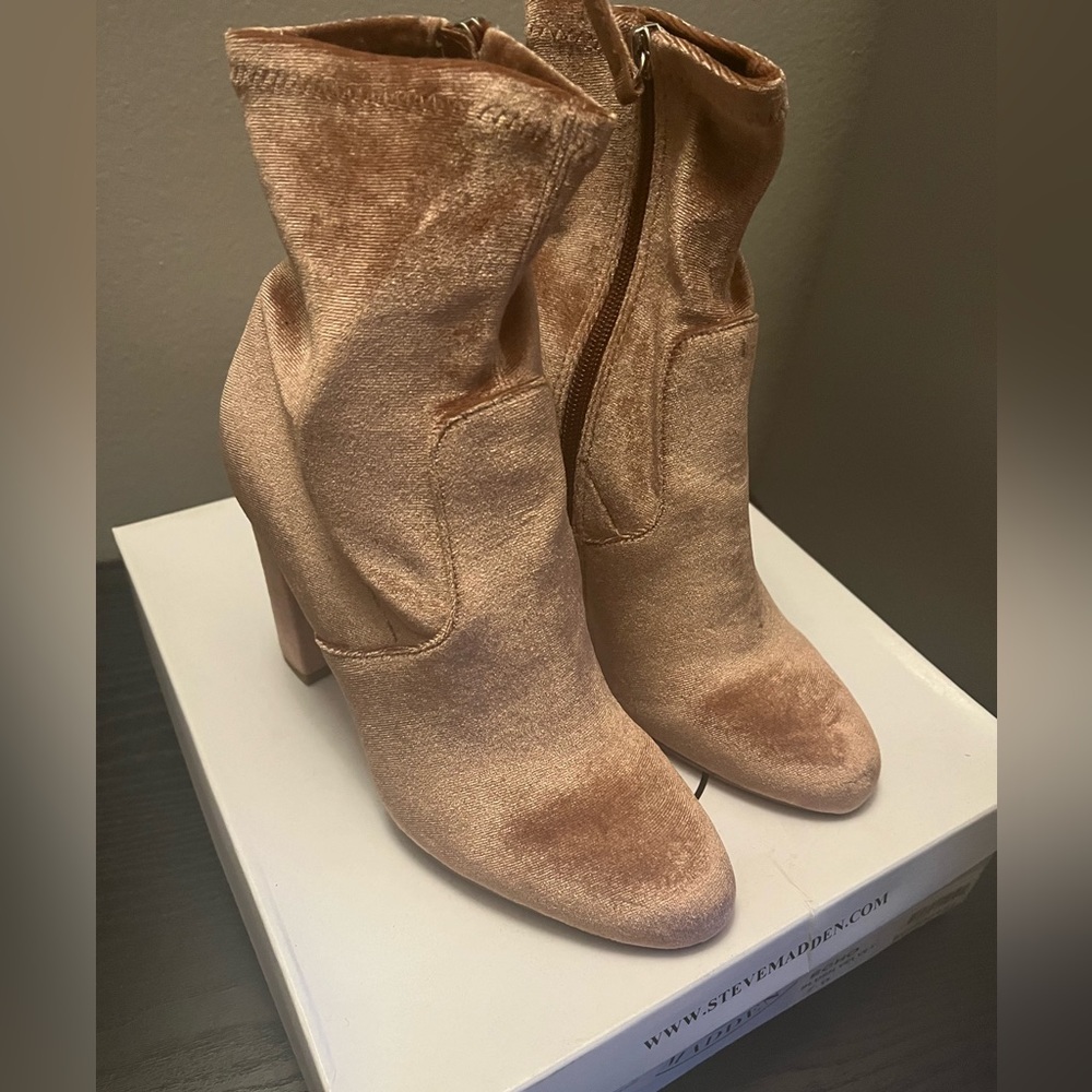 Steve Madden Boots